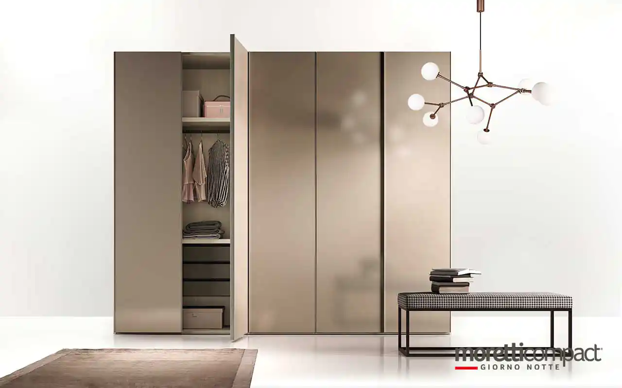 Armadio con ante battenti in specchio Bronzo Opaco