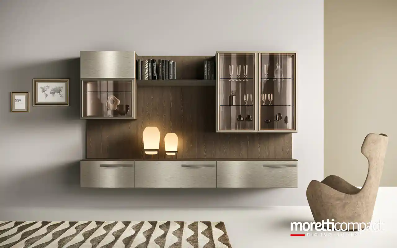 Boiserie con ante vetro e laccato metallizzato