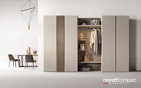 Armadio utility con ante battenti e modulo a giorno con appendiabiti